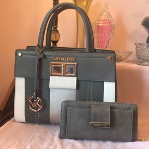 Michel Kors purse and wallet
